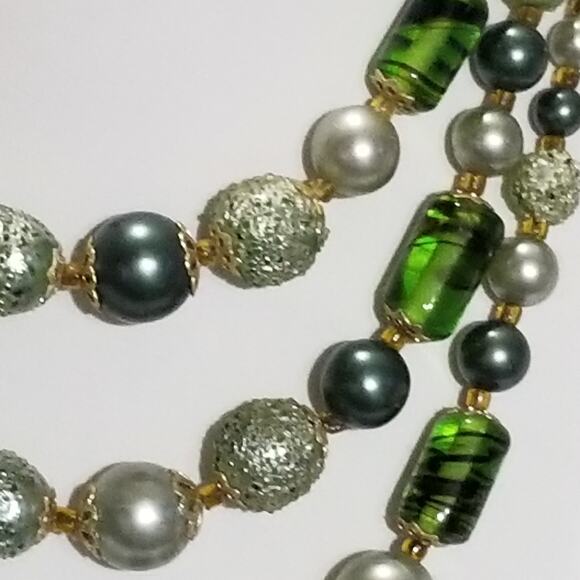 Japan three strand necklace 12" shortest layer - Picture 3 of 9